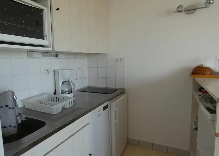 Appartement T2+ Avec Piscine Et Parking A - Fr-1-323-315 Saint-Jean-de-Monts