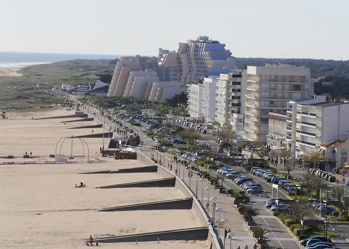 T2+ Avec Piscine Et Parking A - Fr-1-323-315 Appartement