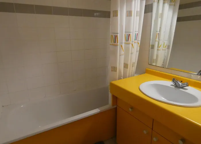 T2+ Avec Piscine Et Parking A - Fr-1-323-315 Appartement