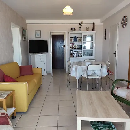 1 Chambre, Proche Plage, Parking, Ideal Pour 5 Pers. - Fr-1-323-302 Apartment
