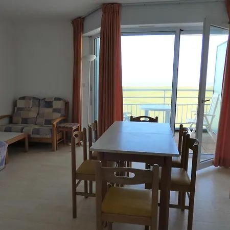 T2+ Avec Piscine Et Parking à - Fr-1-323-315 Apartamento *